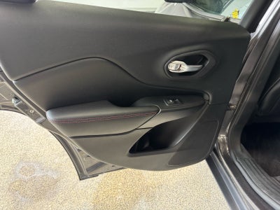 2019 Jeep Cherokee Trailhawk Elite