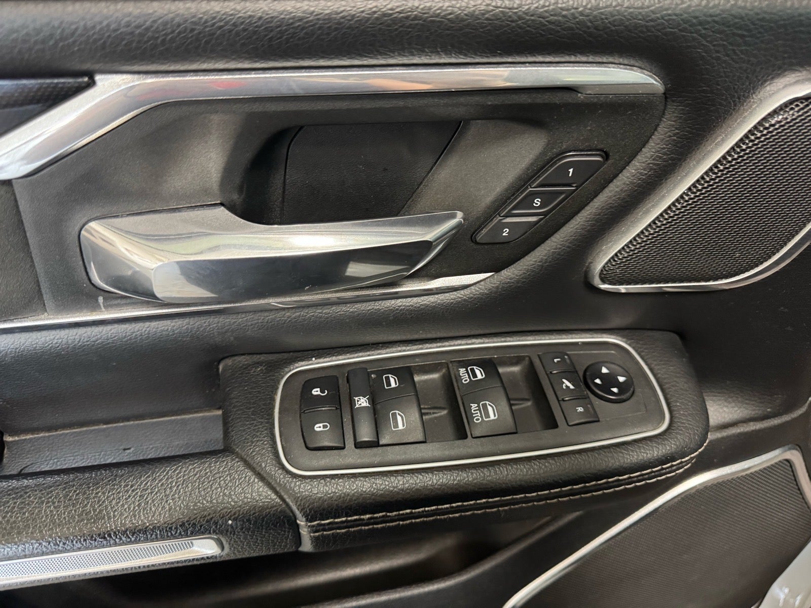 2021 RAM Ram 1500 Pickup Laramie - Photo 19