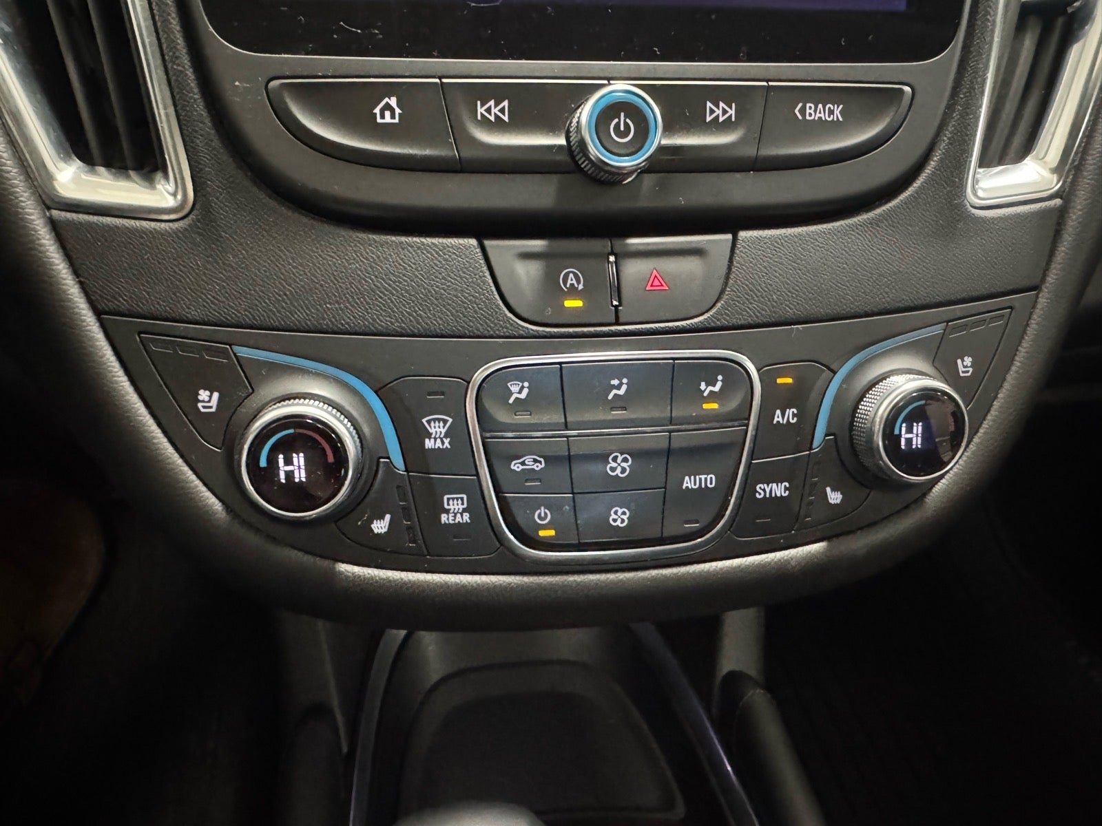 2024 Chevrolet Malibu 2LT