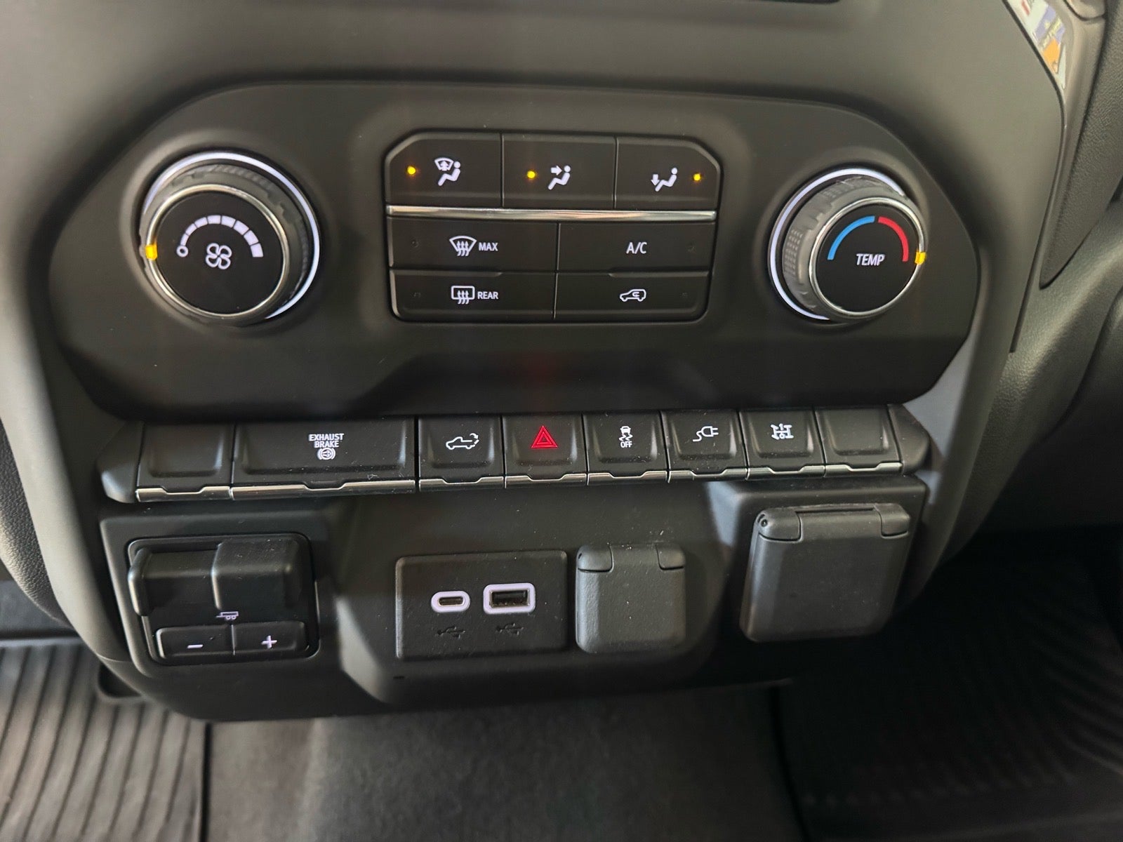 2023 Chevrolet Silverado 2500 HD Custom