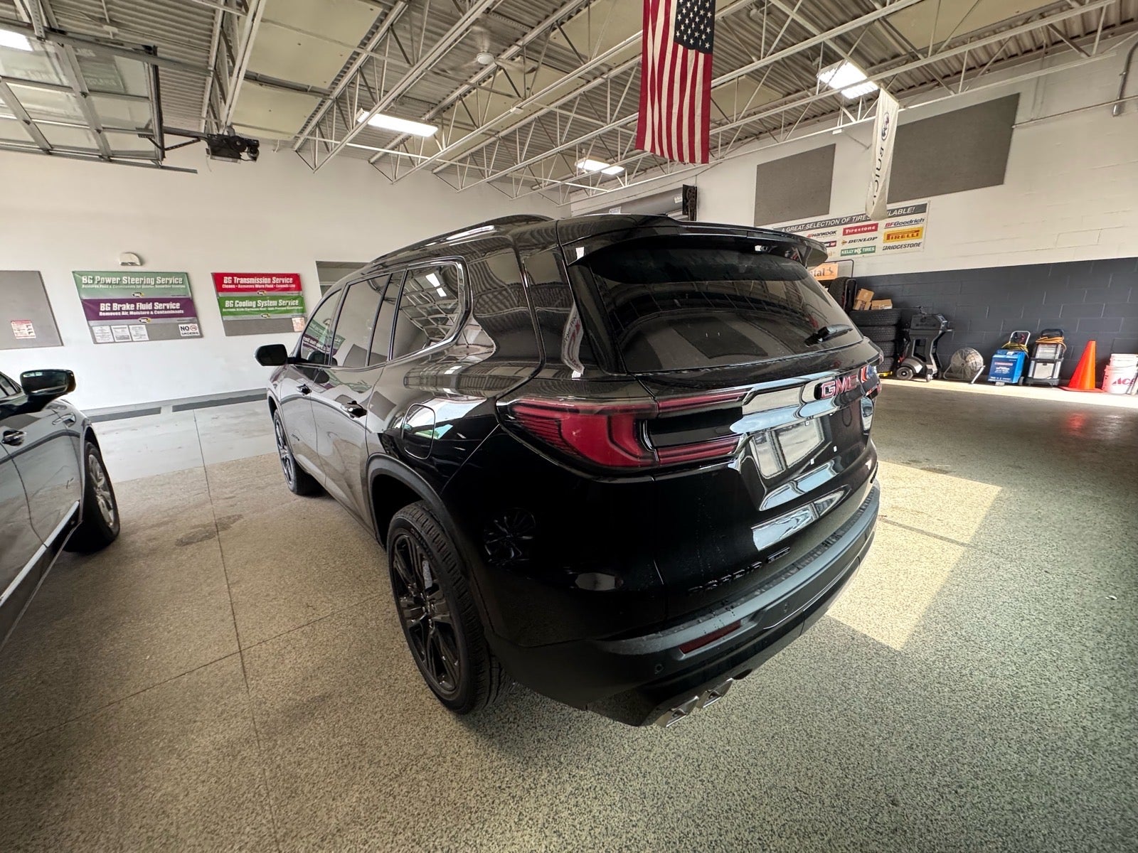2027 GMC Acadia Elevation