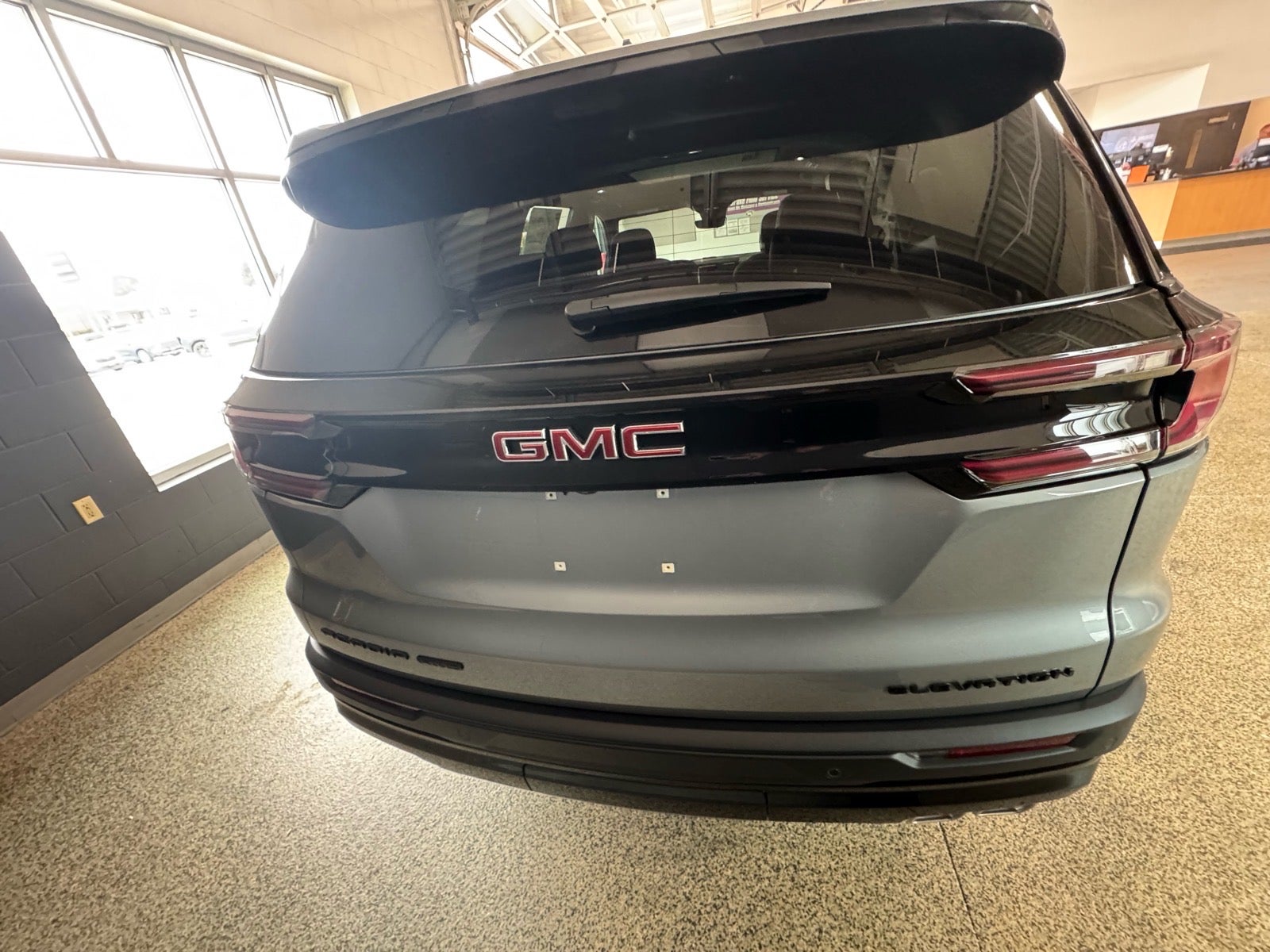 2027 GMC Acadia Elevation