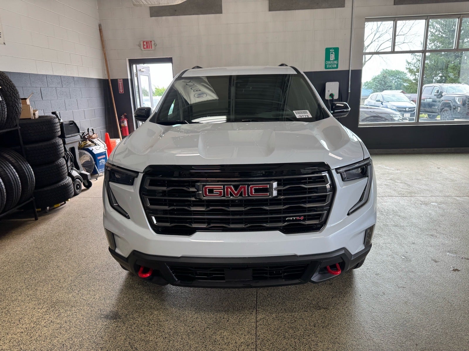 2027 GMC Acadia AT4