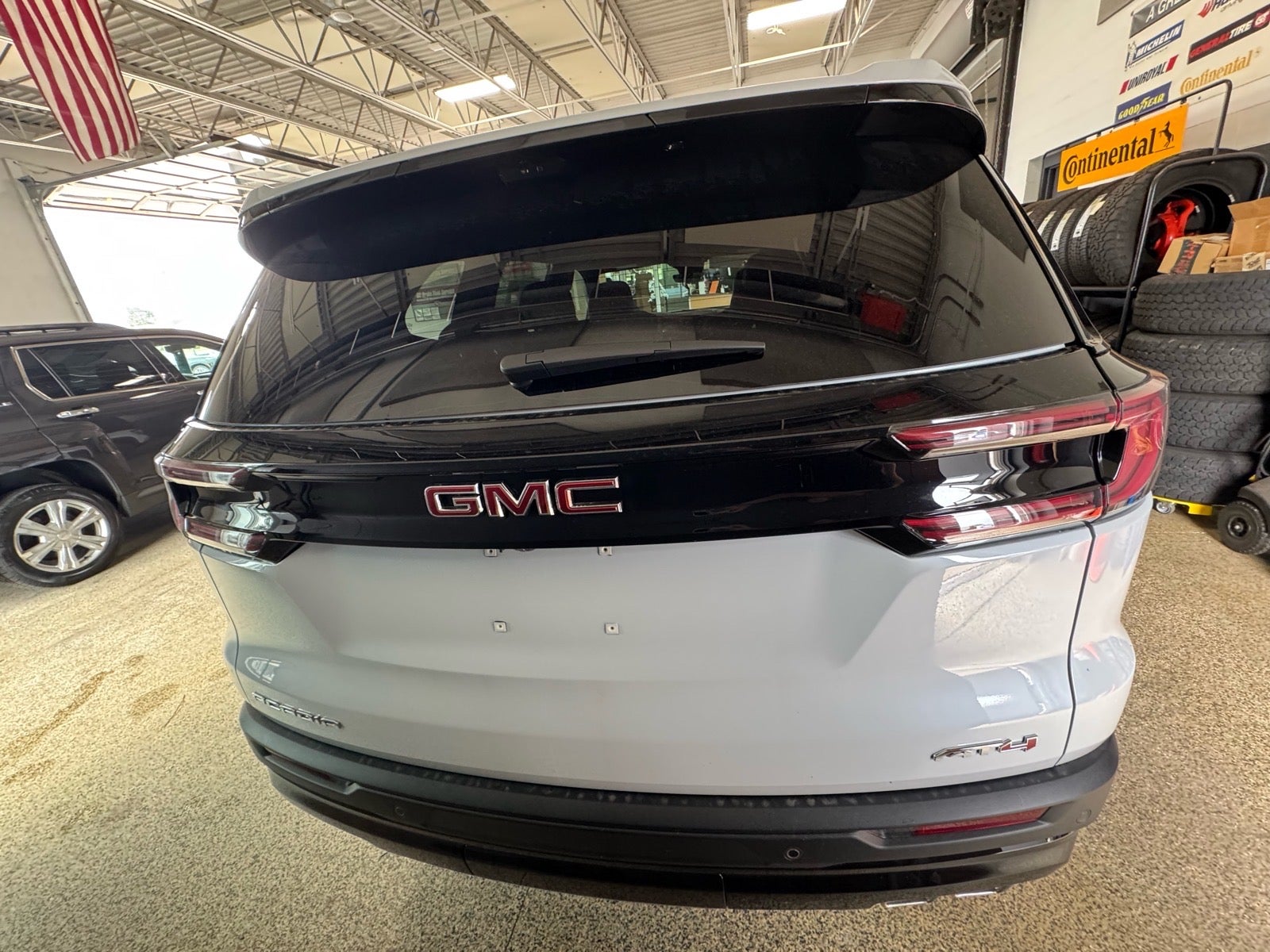 2027 GMC Acadia AT4