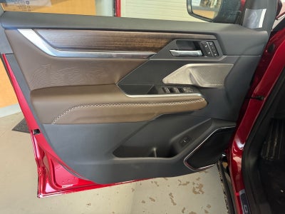 2027 GMC Acadia Denali Ultimate