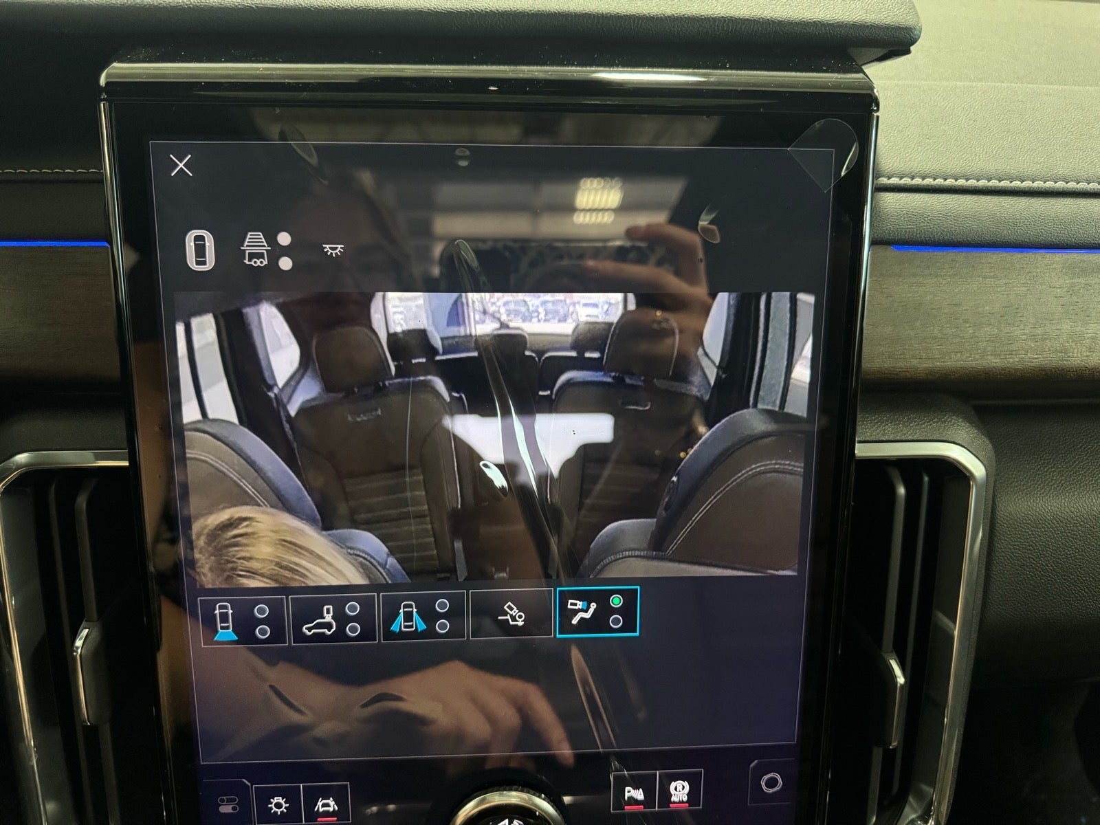 2027 GMC Acadia Denali Ultimate