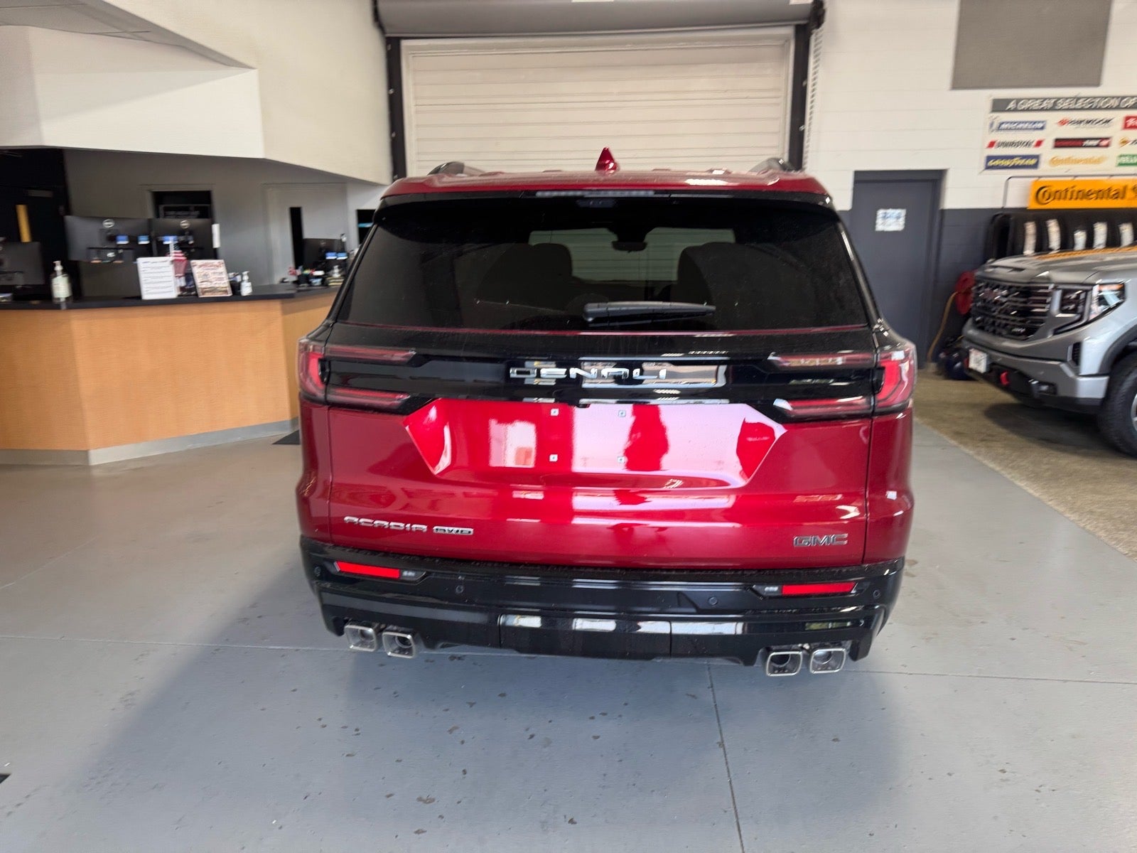 2027 GMC Acadia Denali Ultimate