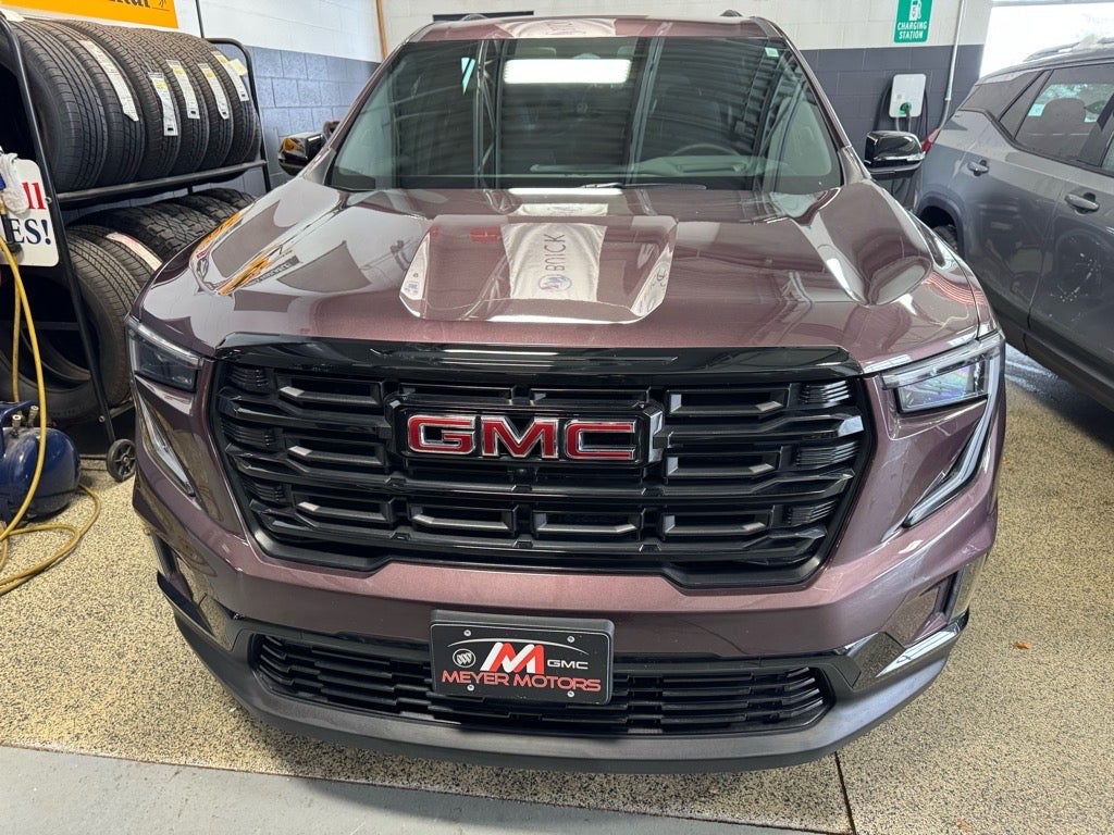 2024 GMC Acadia Elevation