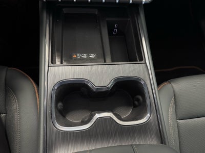 2024 GMC Acadia AT4