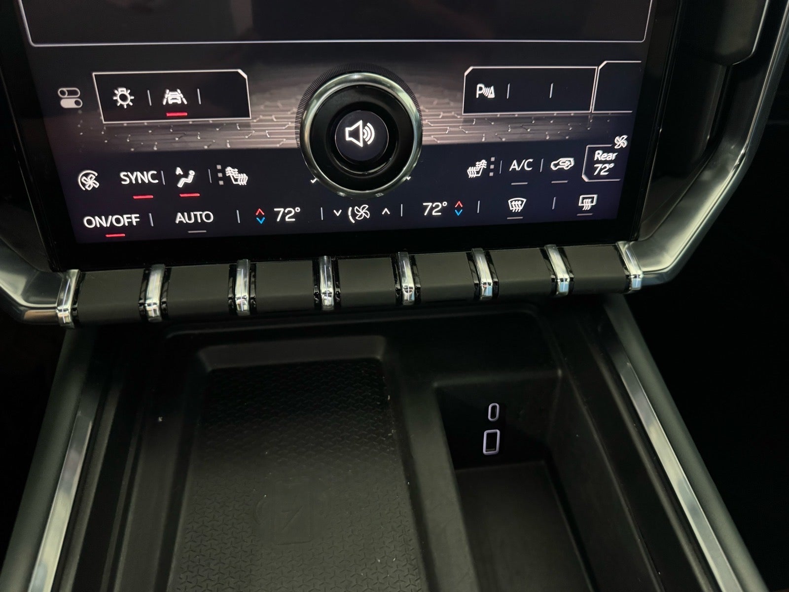 2024 GMC Acadia AT4