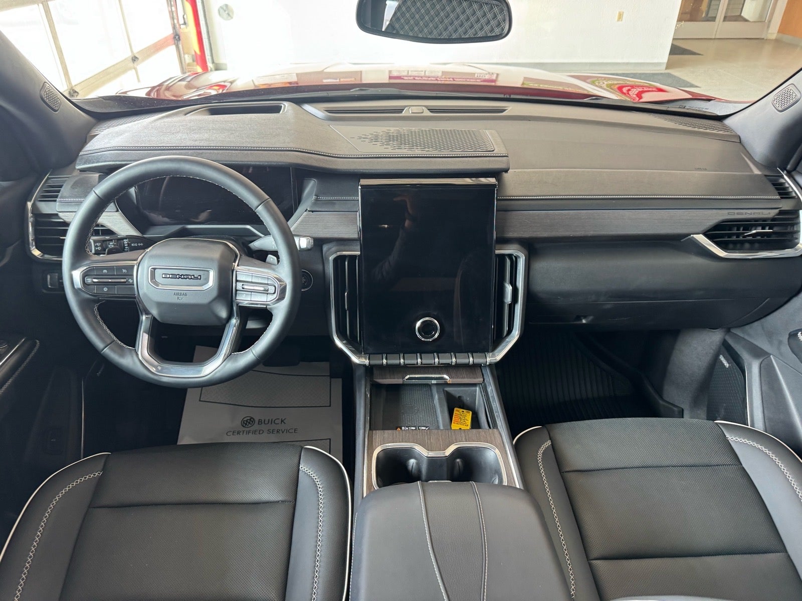 2024 GMC Acadia Denali