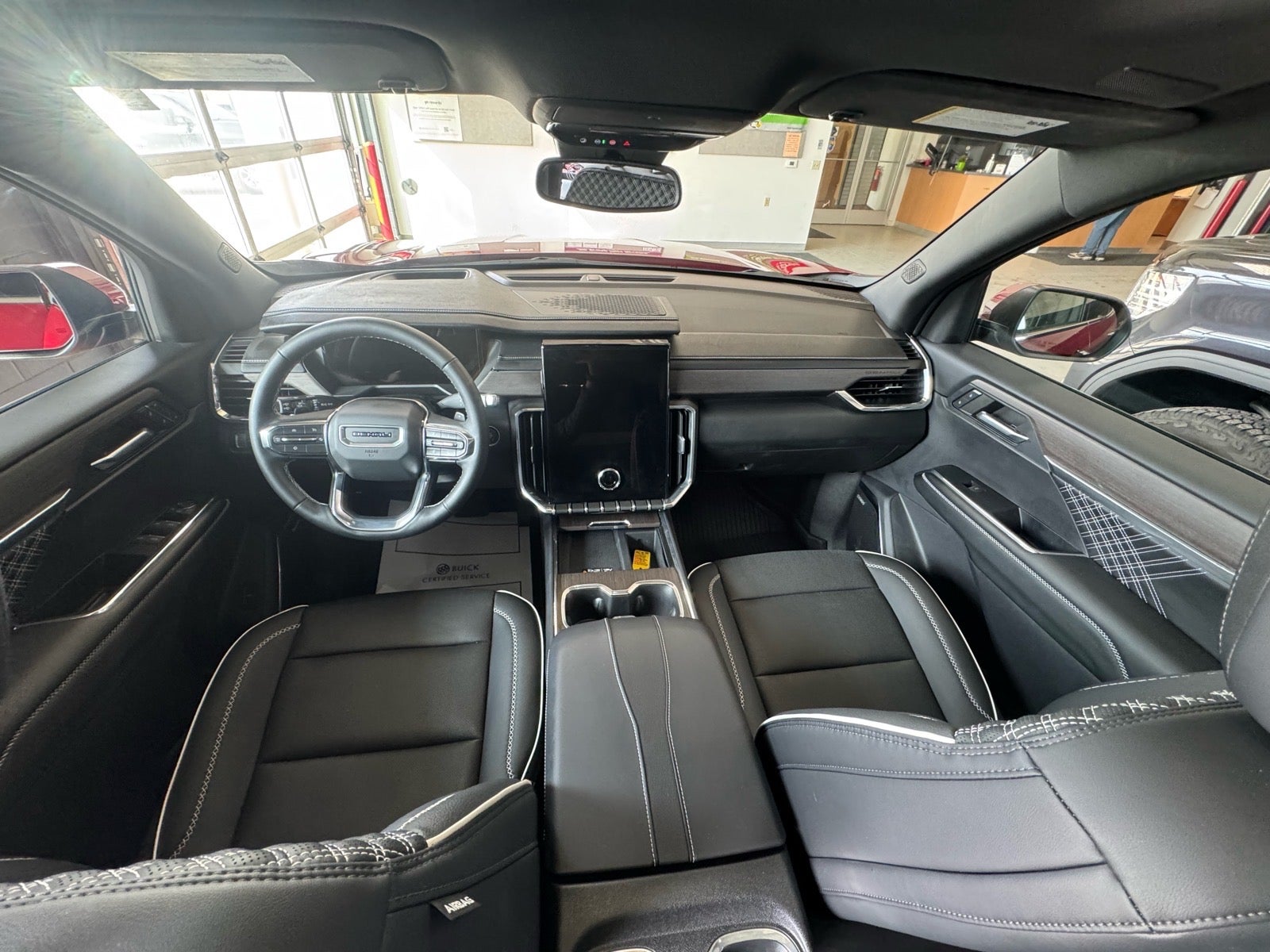 2024 GMC Acadia Denali