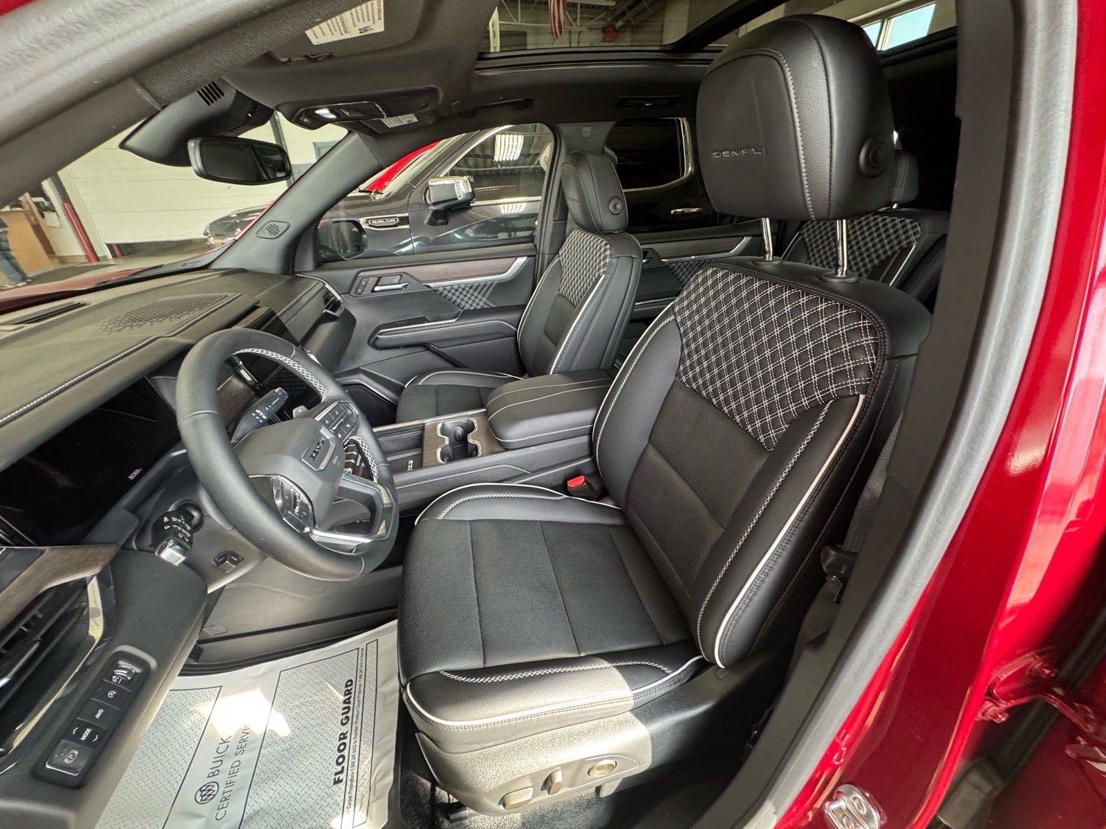 2024 GMC Acadia Denali