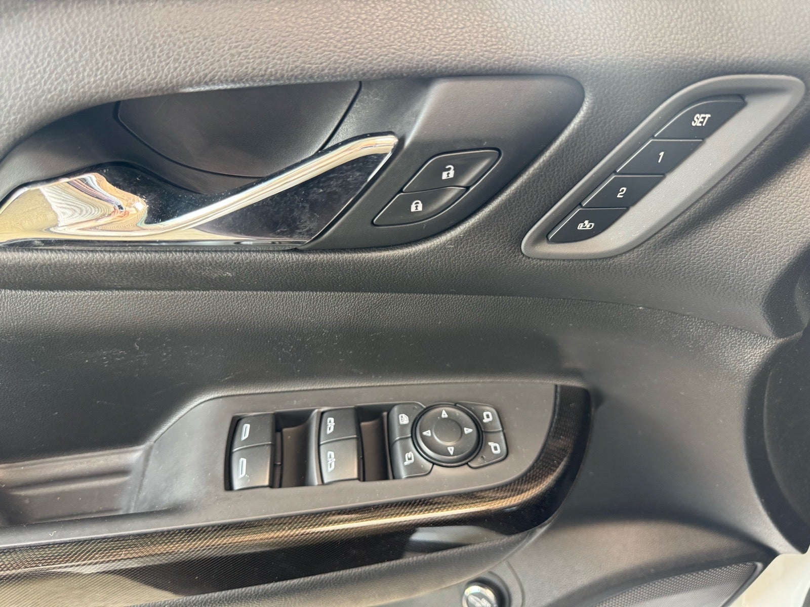 2021 GMC Acadia AT4