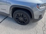 2022 GMC Acadia SLT