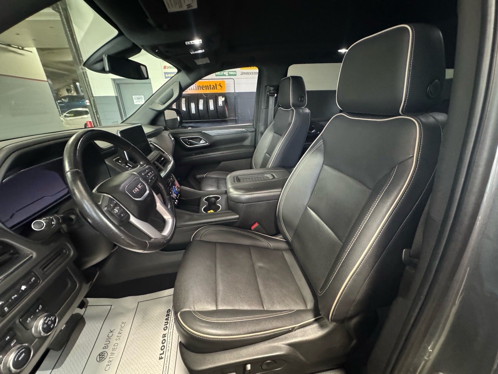 2022 GMC Yukon SLT