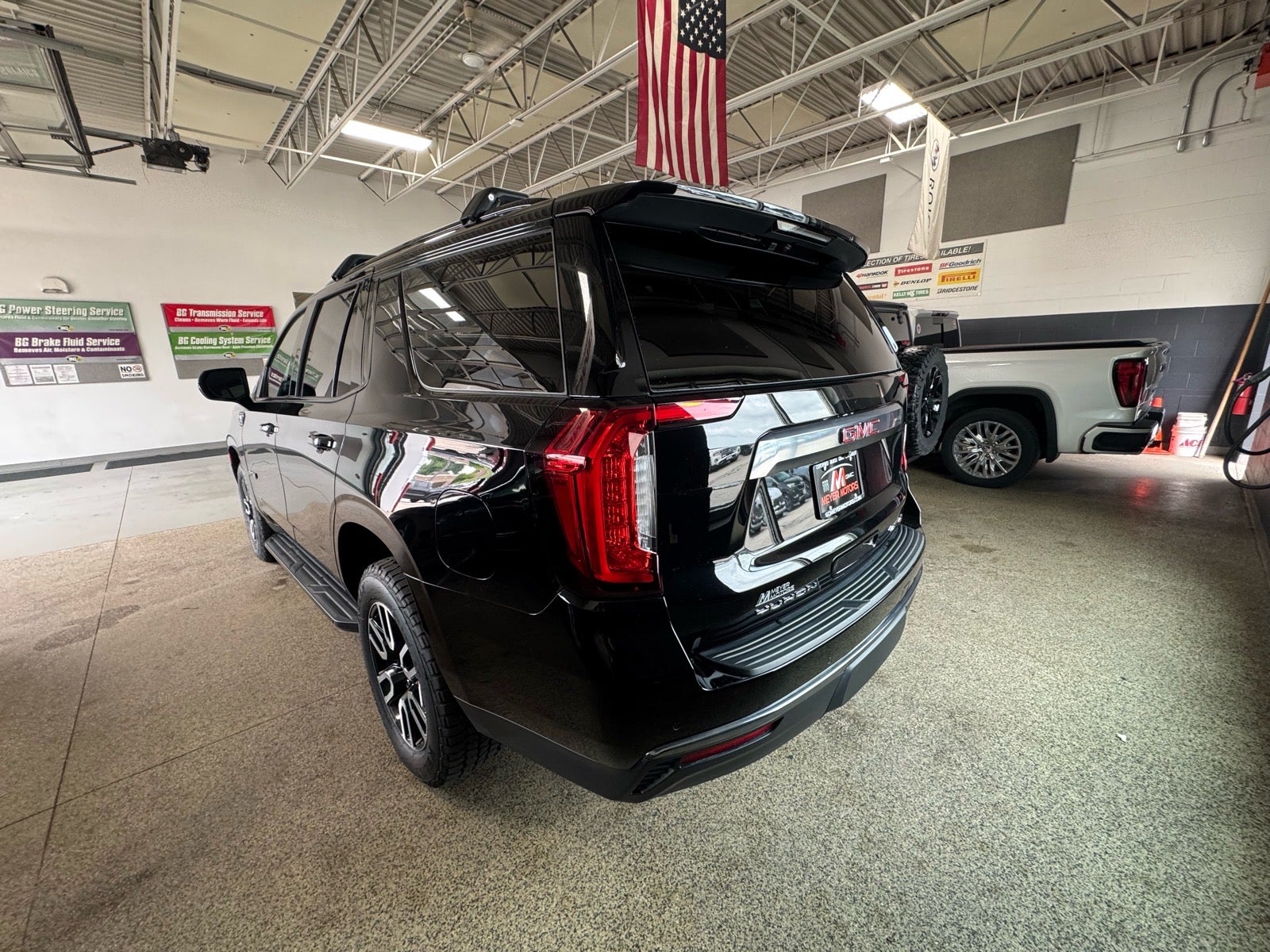 2023 GMC Yukon AT4