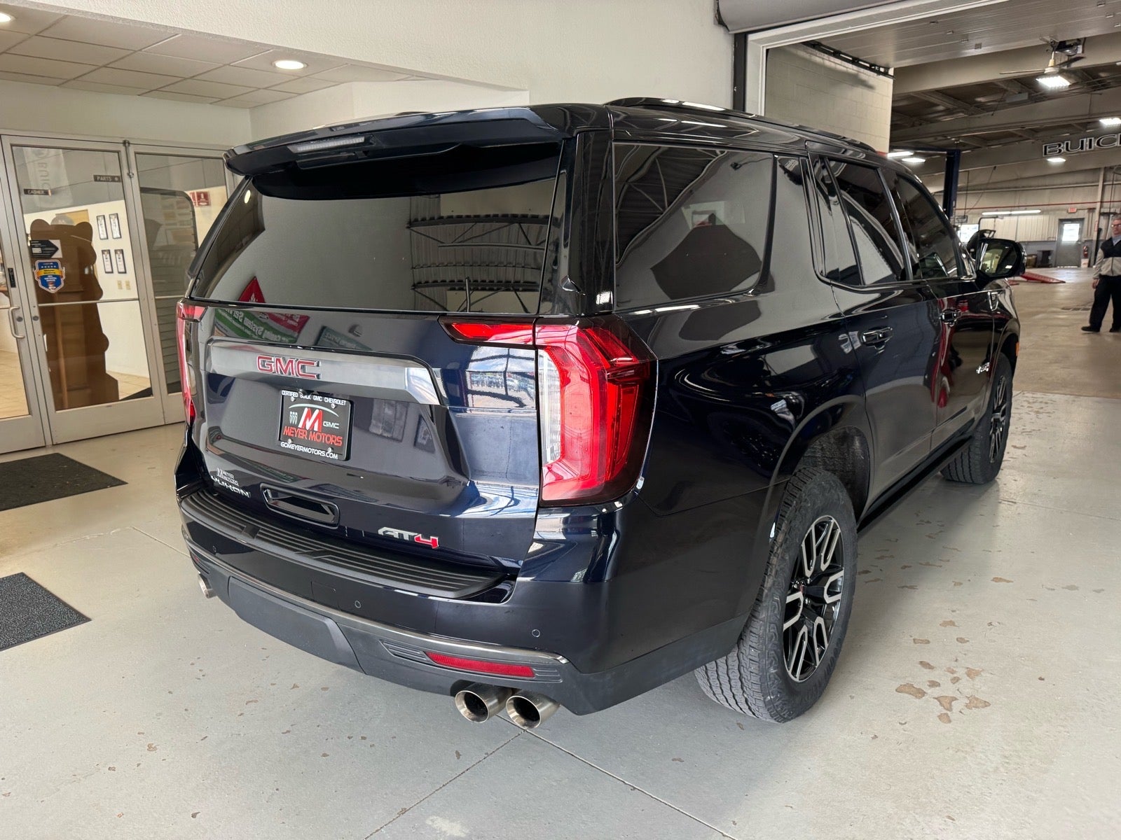 2024 GMC Yukon AT4