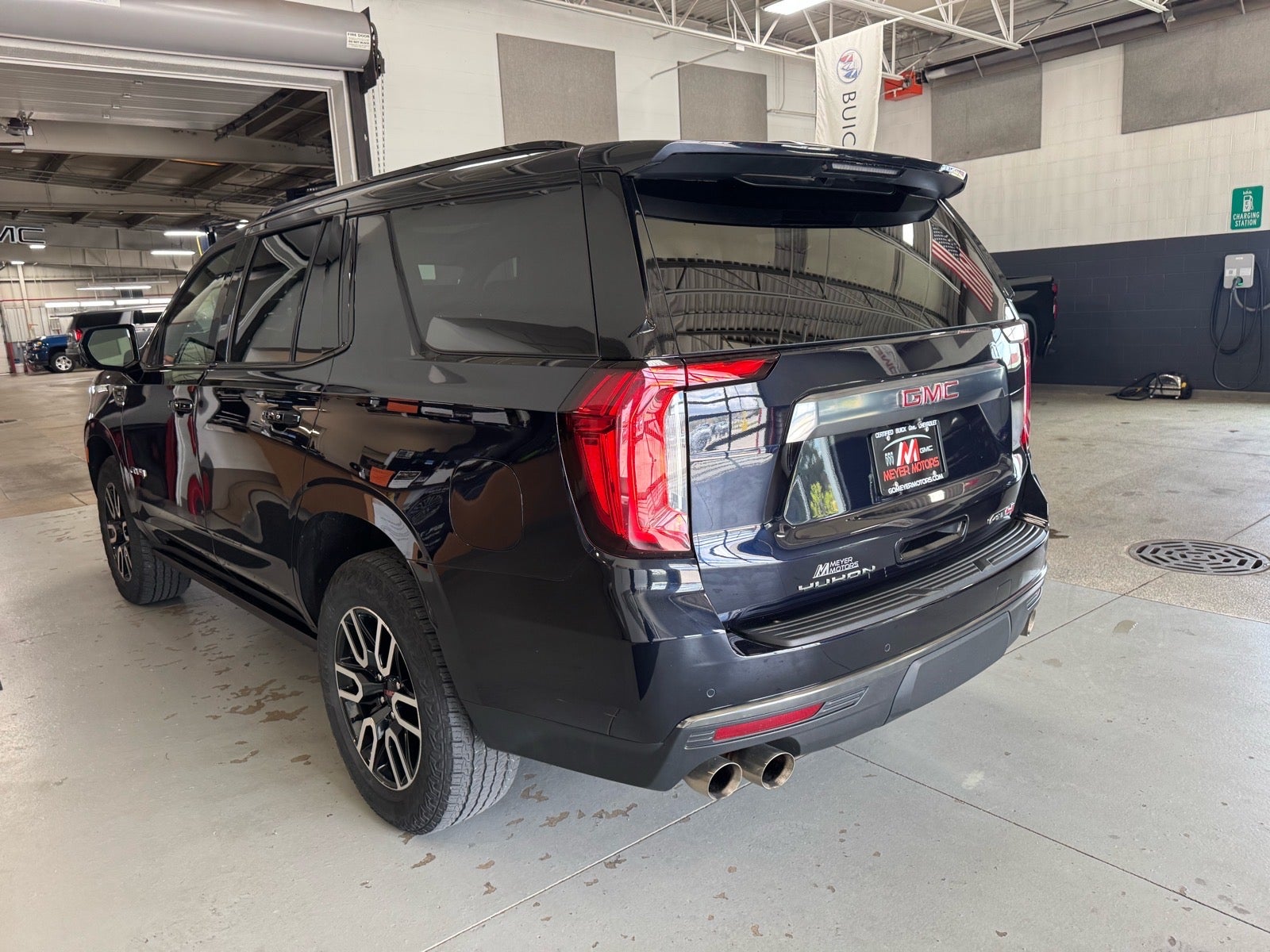 2024 GMC Yukon AT4
