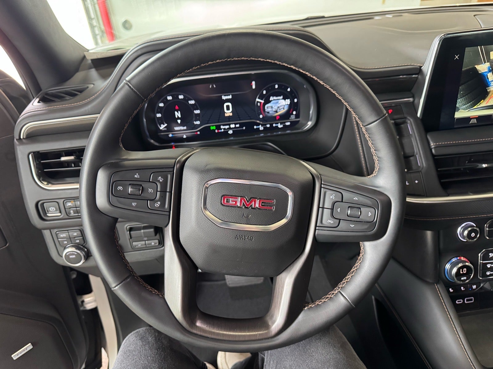 2023 GMC Yukon AT4