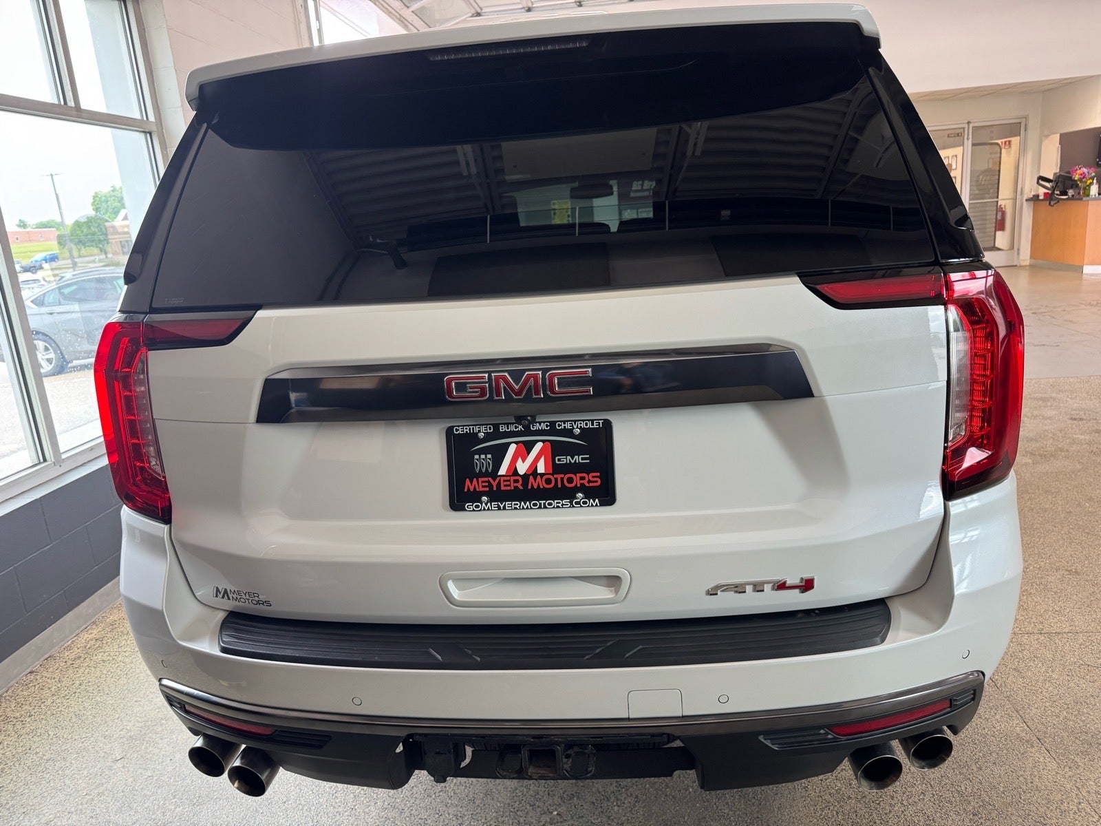 2023 GMC Yukon AT4