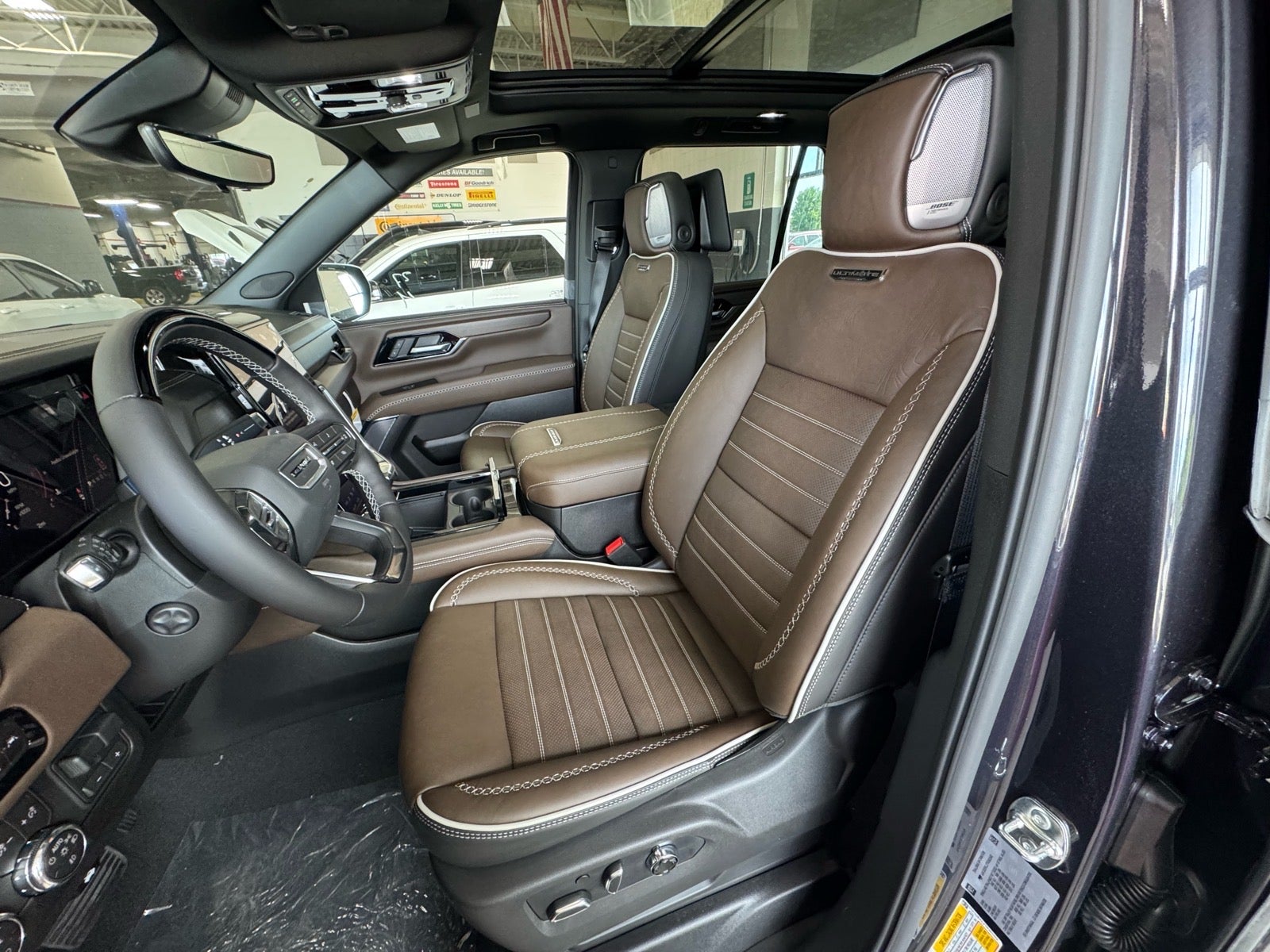 2026 GMC Yukon Denali Ultimate - Photo 21