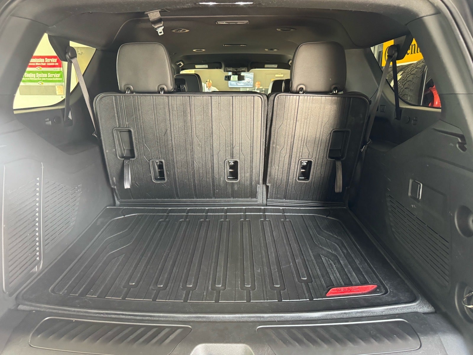 2022 GMC Yukon XL SLT