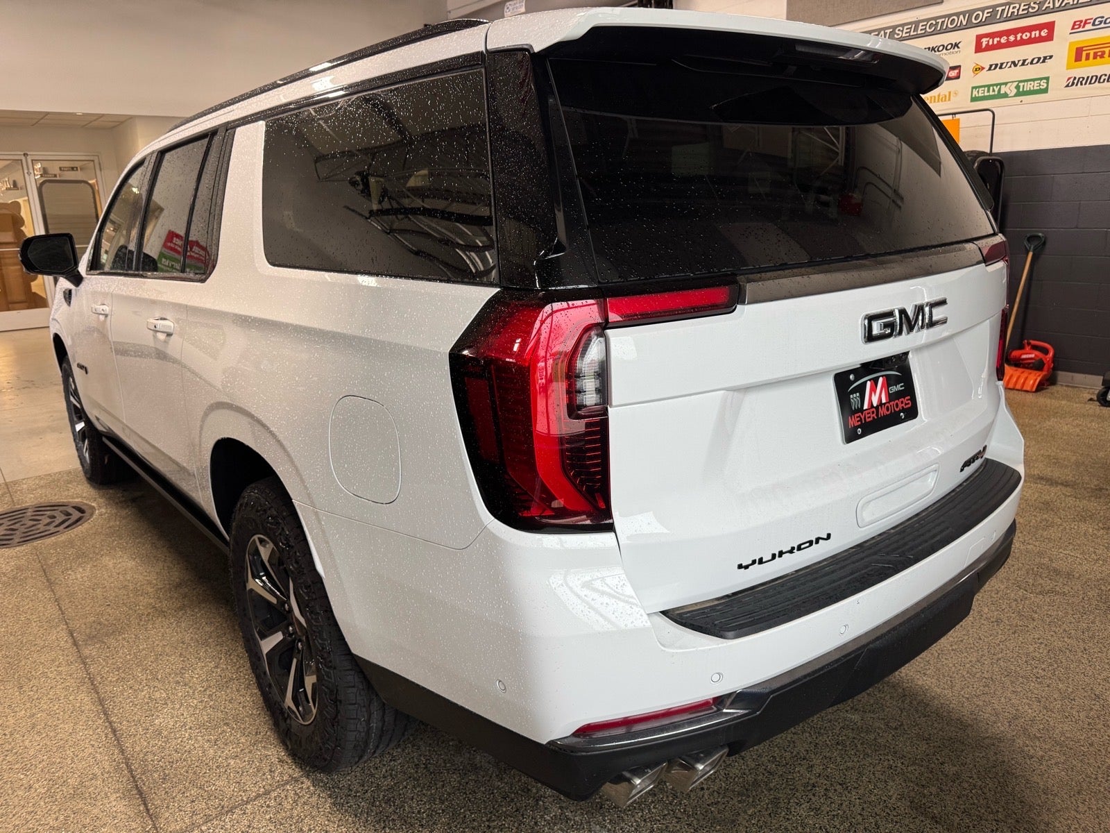 2026 GMC Yukon XL AT4