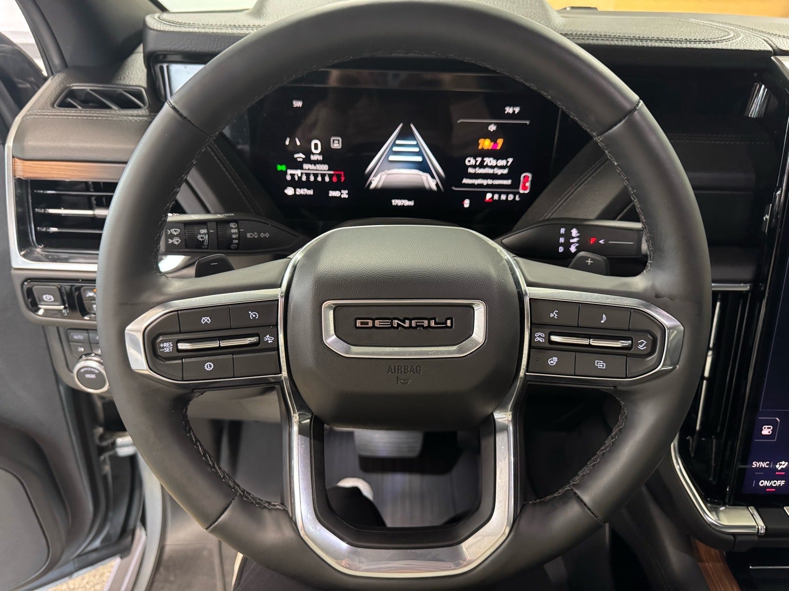 2025 GMC Yukon XL Denali