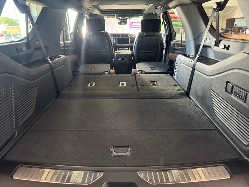 2024 GMC Yukon XL Denali Ultimate