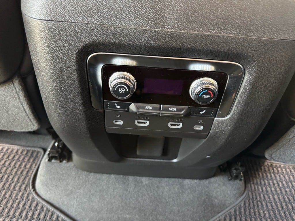 2024 GMC Yukon XL Denali Ultimate