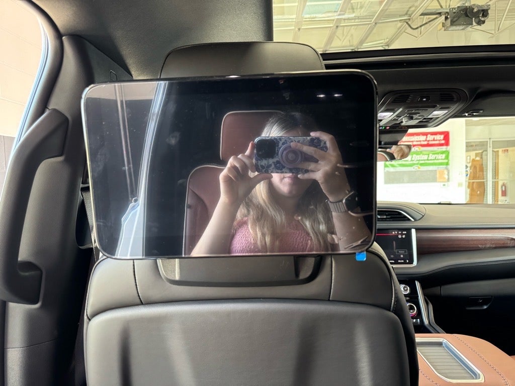 2024 GMC Yukon XL Denali Ultimate