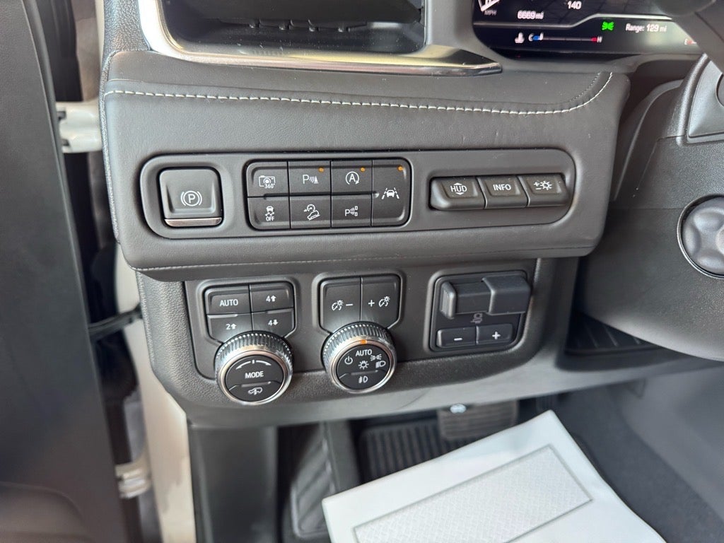 2024 GMC Yukon XL Denali Ultimate