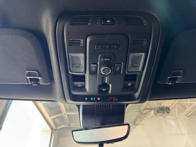 2024 GMC Yukon XL Denali Ultimate