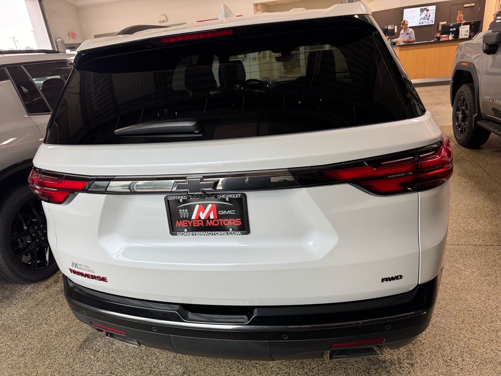 2023 Chevrolet Traverse Premier