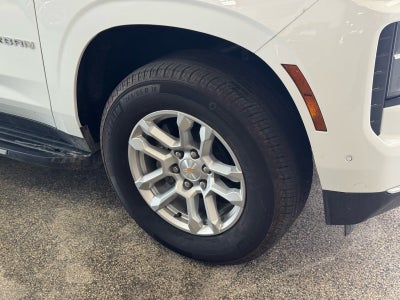 2025 Chevrolet Suburban LS