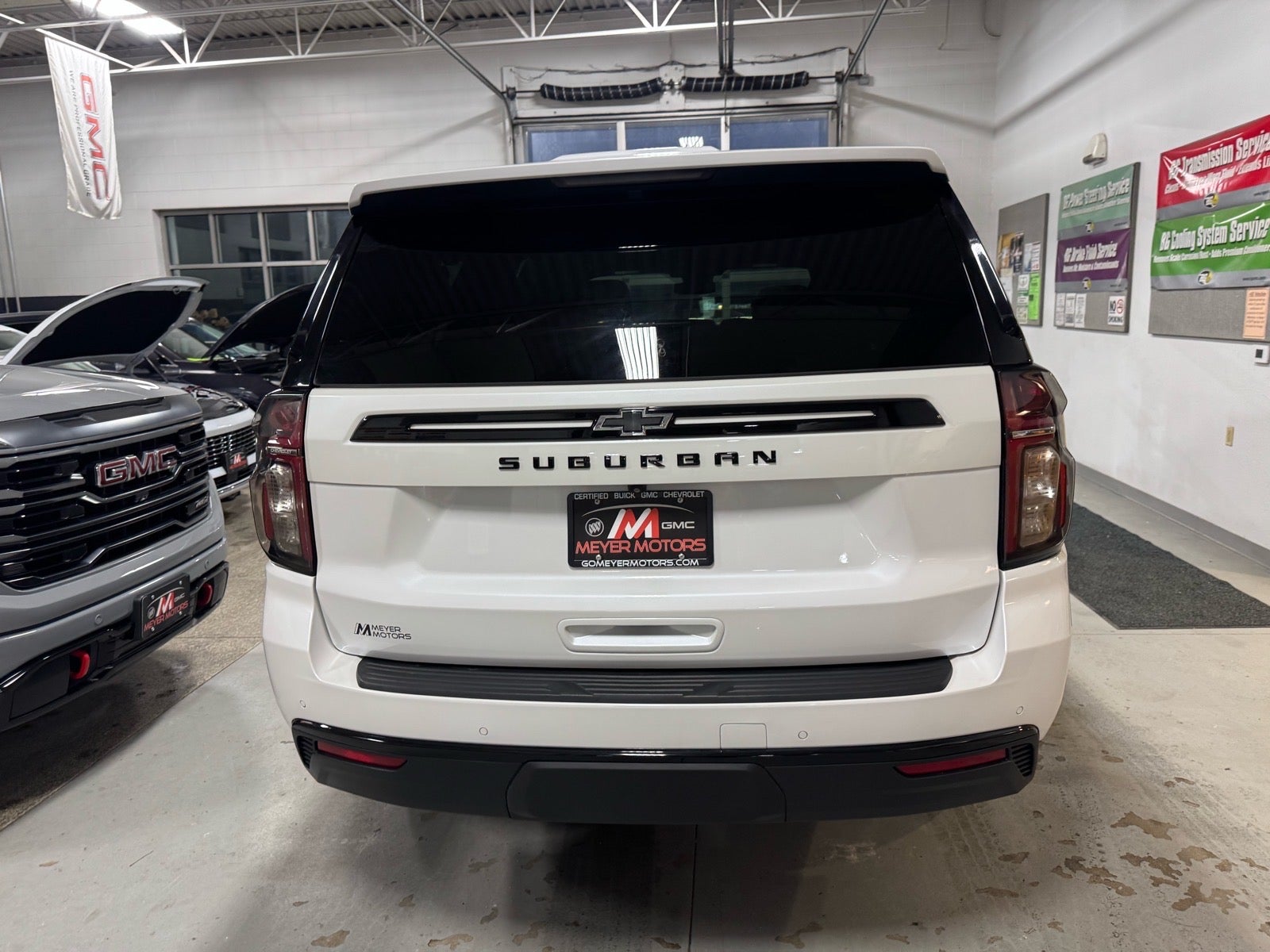 2023 Chevrolet Suburban Z71