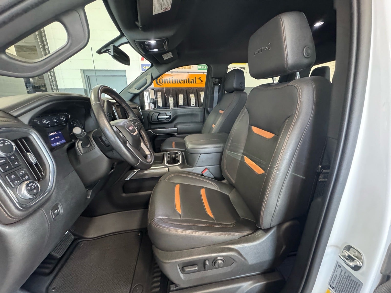 2023 GMC Sierra 2500 HD AT4