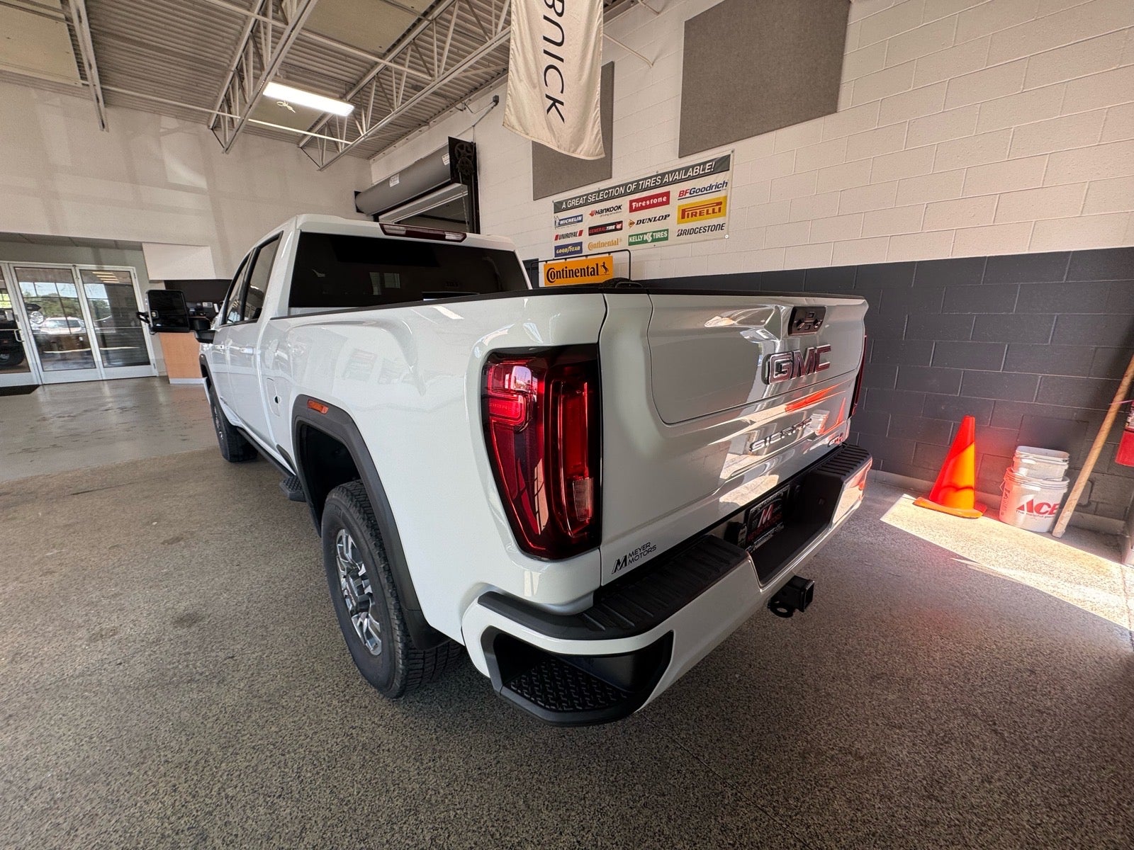 2023 GMC Sierra 2500 HD AT4