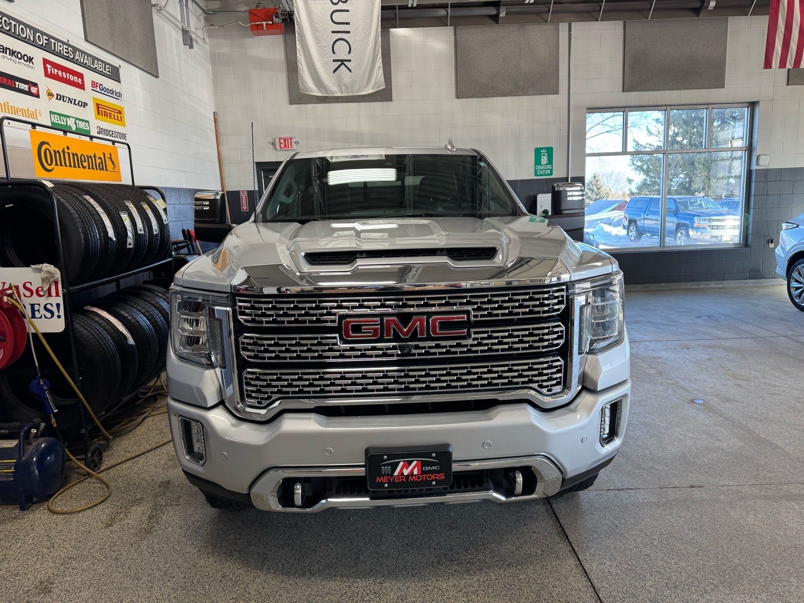 2023 GMC Sierra 2500 HD Denali