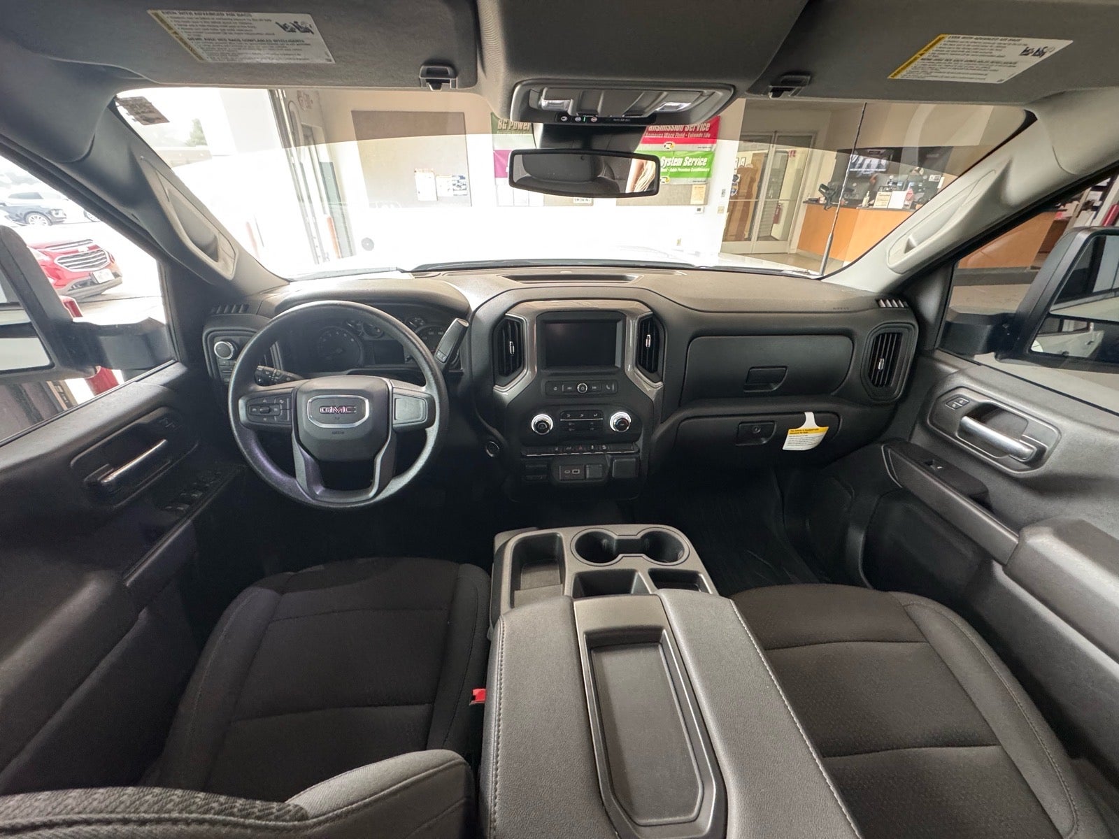 2025 GMC Sierra 2500 HD Pro