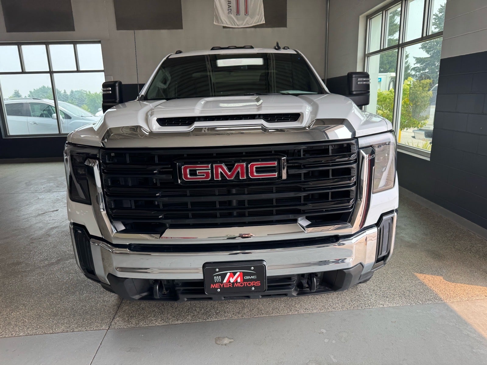 2025 GMC Sierra 2500 HD Pro