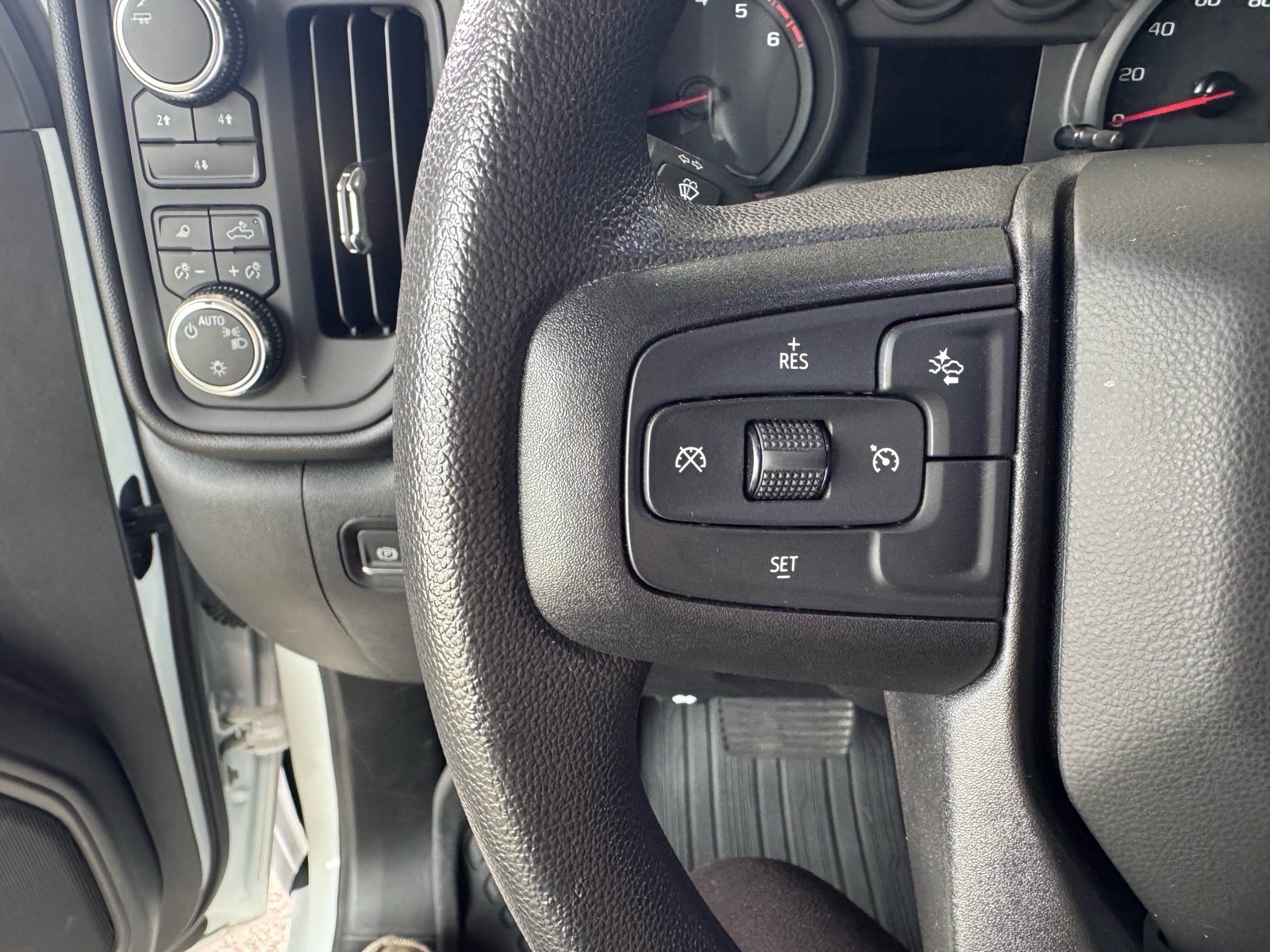 2025 GMC Sierra 2500 HD Pro