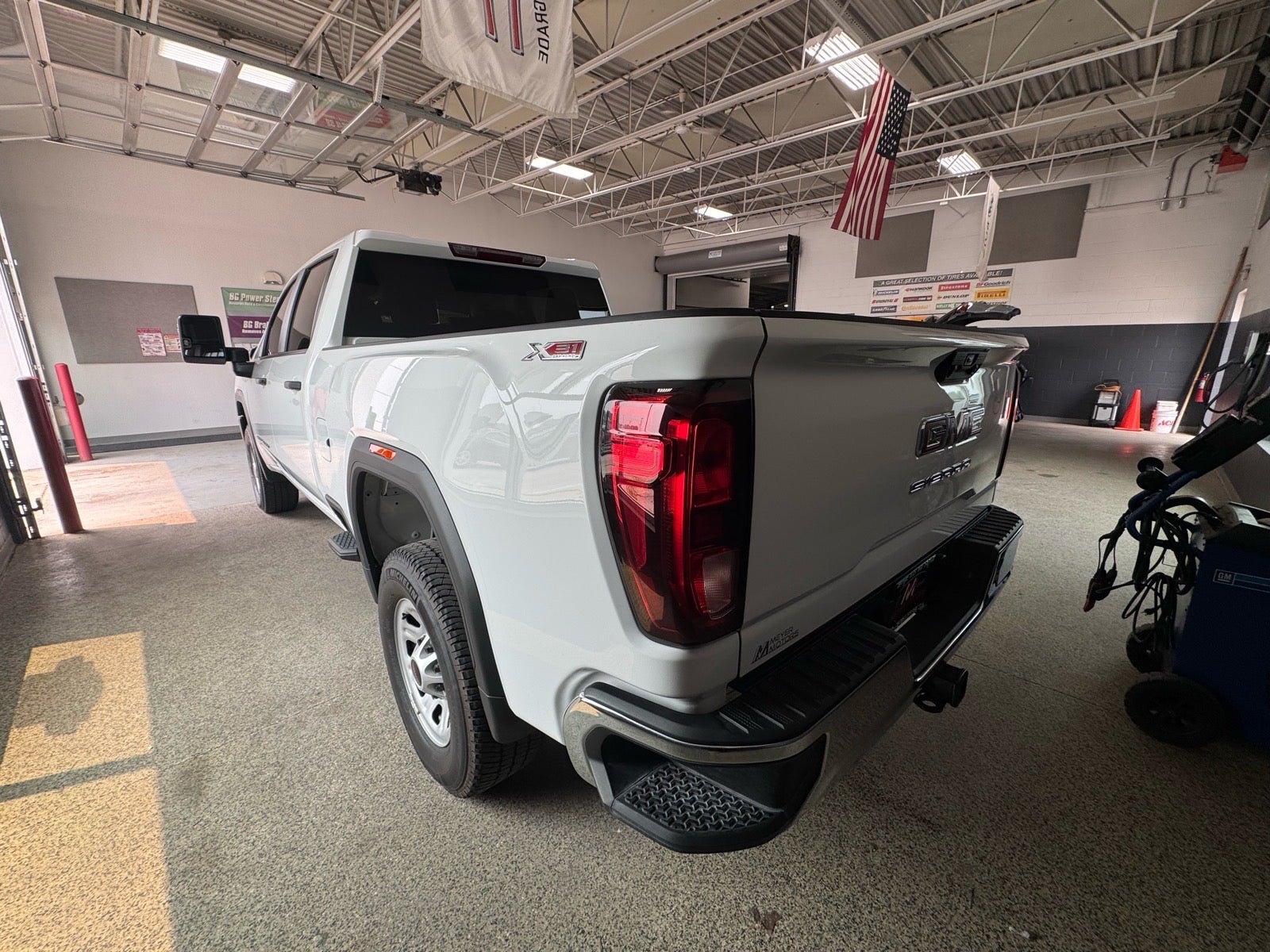 2025 GMC Sierra 2500 HD Pro