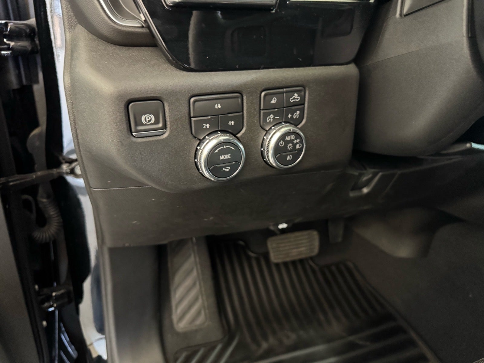 2025 GMC Sierra 2500 HD SLE