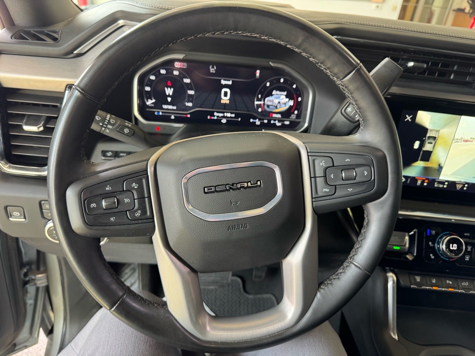 2025 GMC Sierra 2500 HD Denali