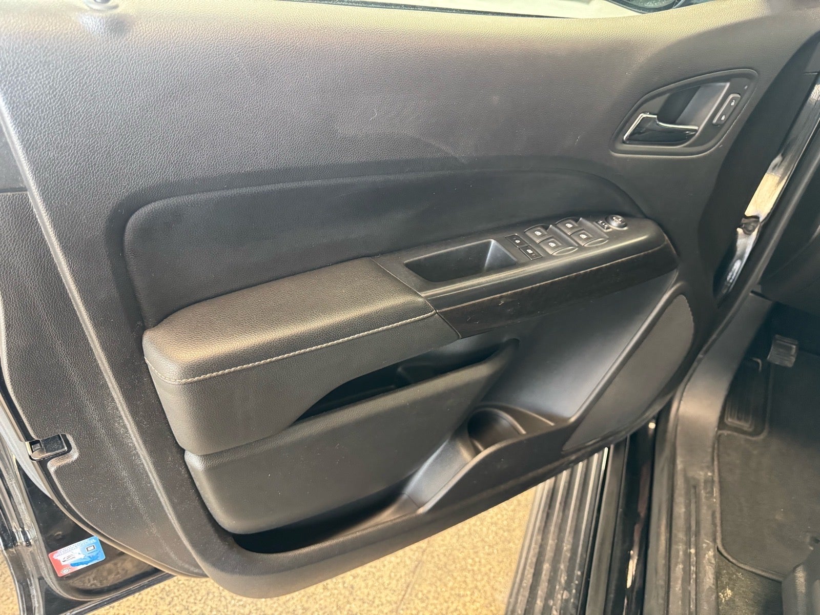 2017 GMC Canyon 4WD SLT