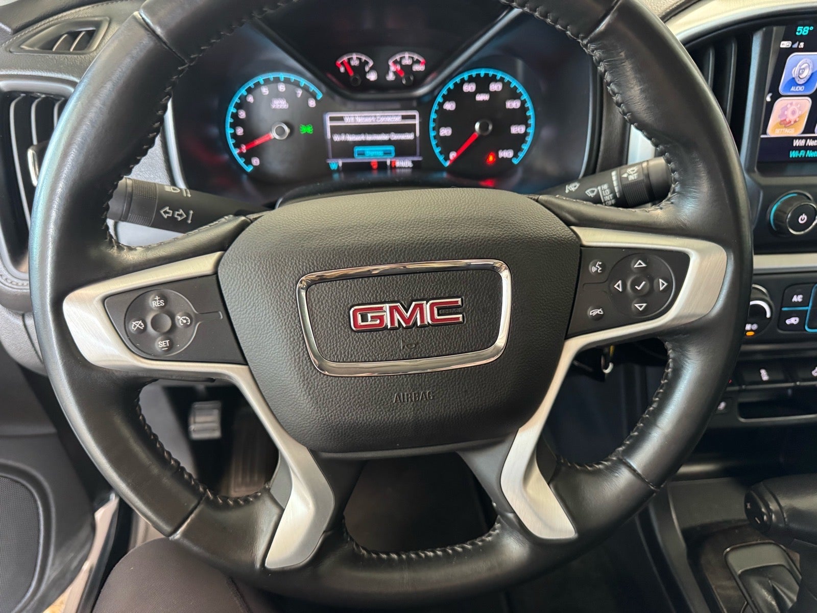 2017 GMC Canyon 4WD SLT