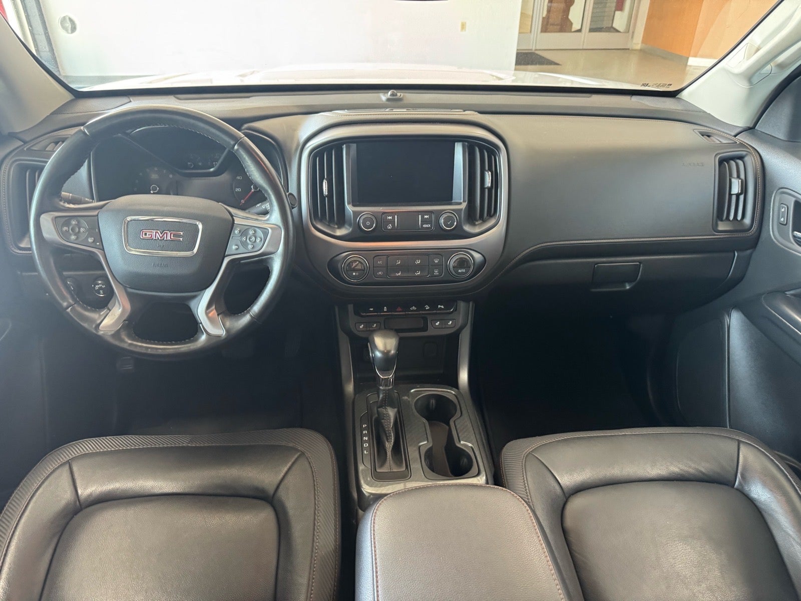 2022 GMC Canyon AT4 - Leather