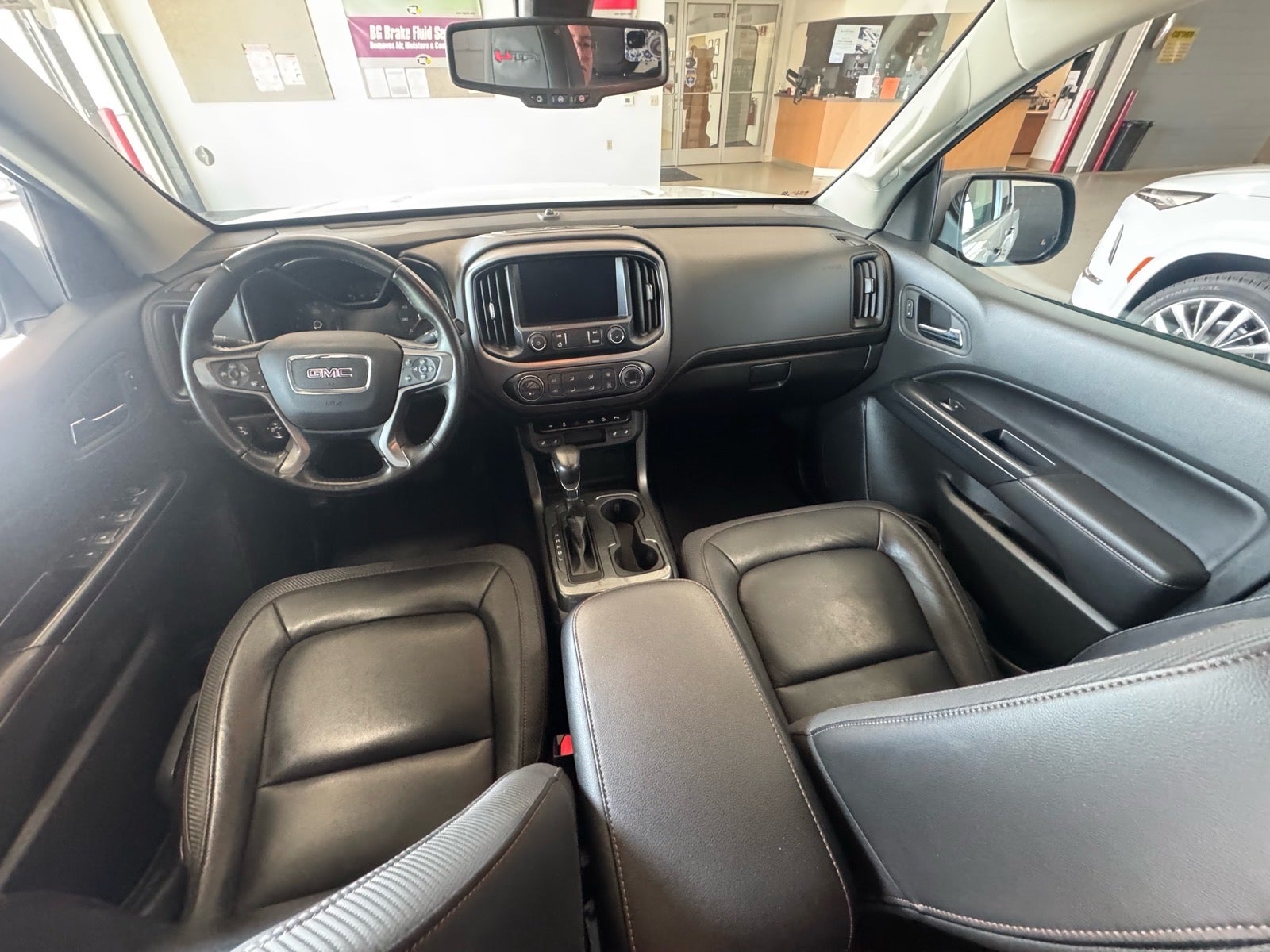 2022 GMC Canyon AT4 - Leather